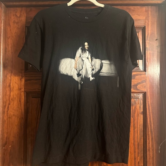 Billie Eilish Black Graphic T-Shirt - Picture 1 of 3